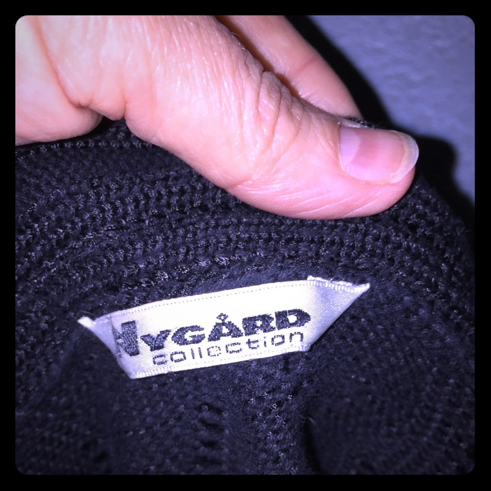 Light weight open sweater